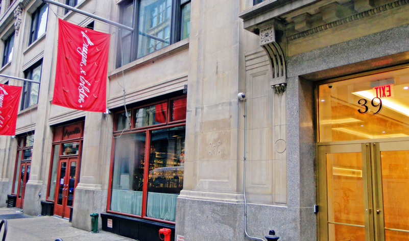 39 West 19th Main Entrance